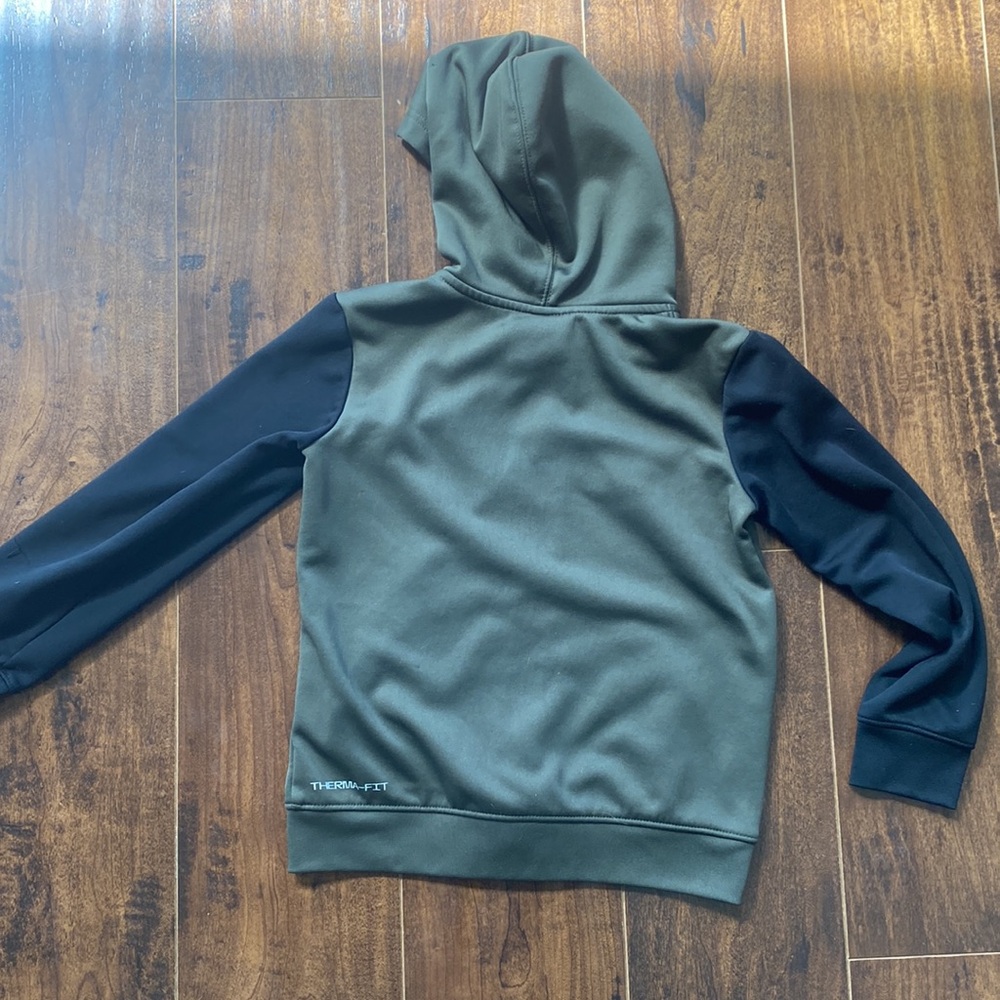 Nike size 7 athletic suit - play - Picture 5 of 9